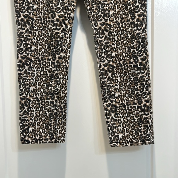 Authentic Icon cheetah print skinny jeans size 30. In great condition! - Picture 3 of 7
